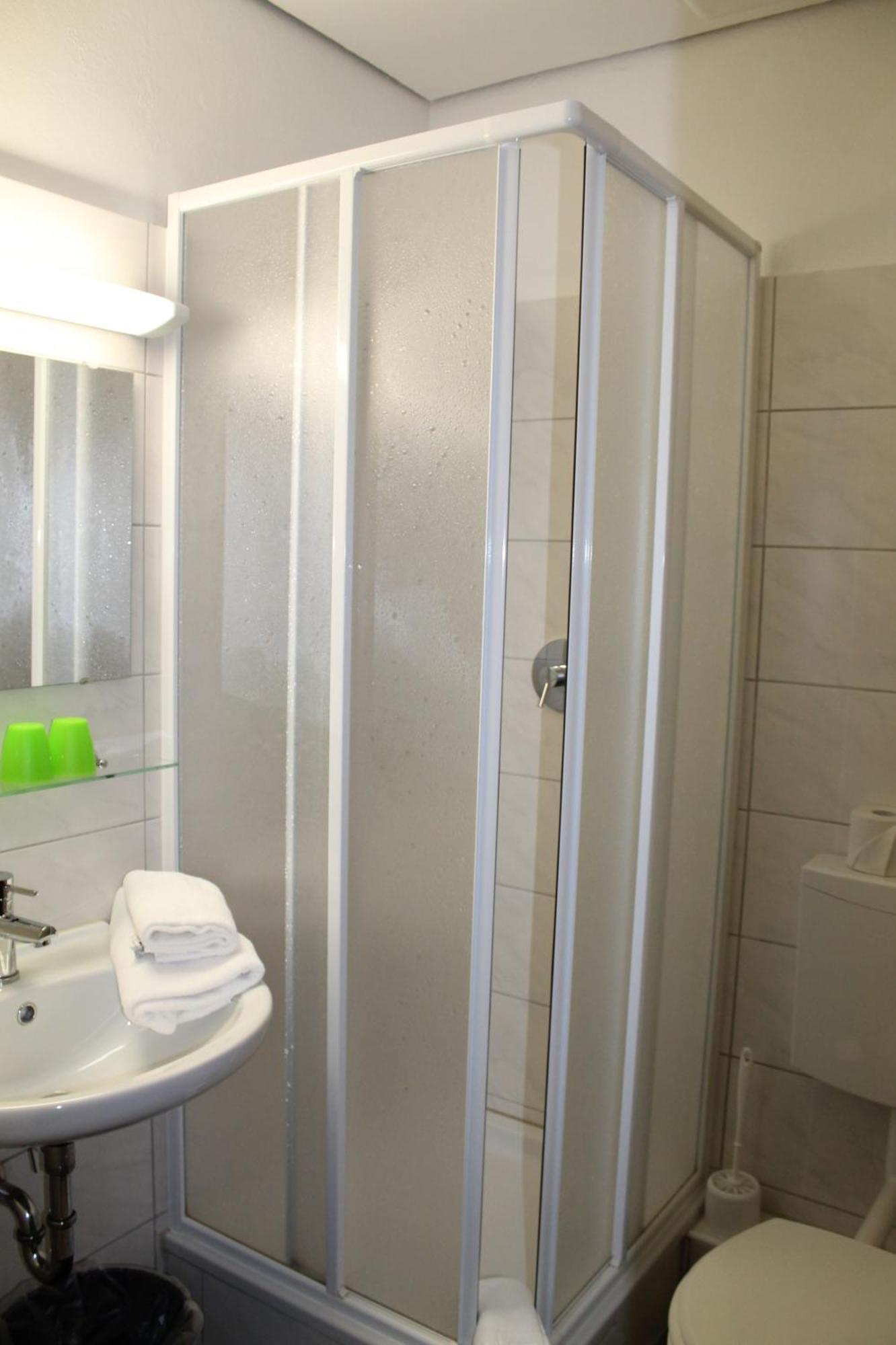 Aparthotel Hoeper Oyten Bilik gambar